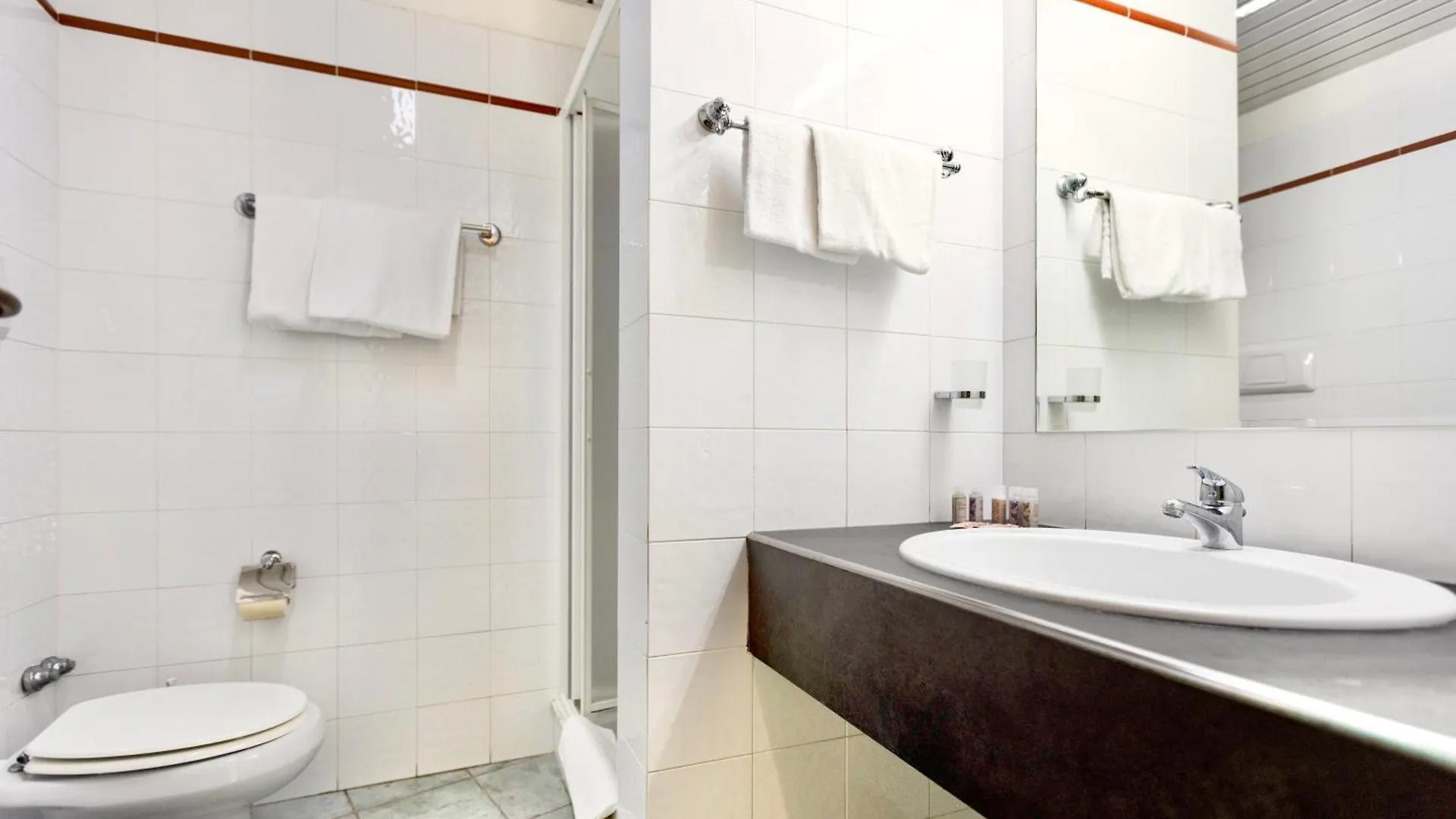 Hotel Surrounded By Greenery With Swimming Pool In Arborea Just 600 Meters From The Sea Italy