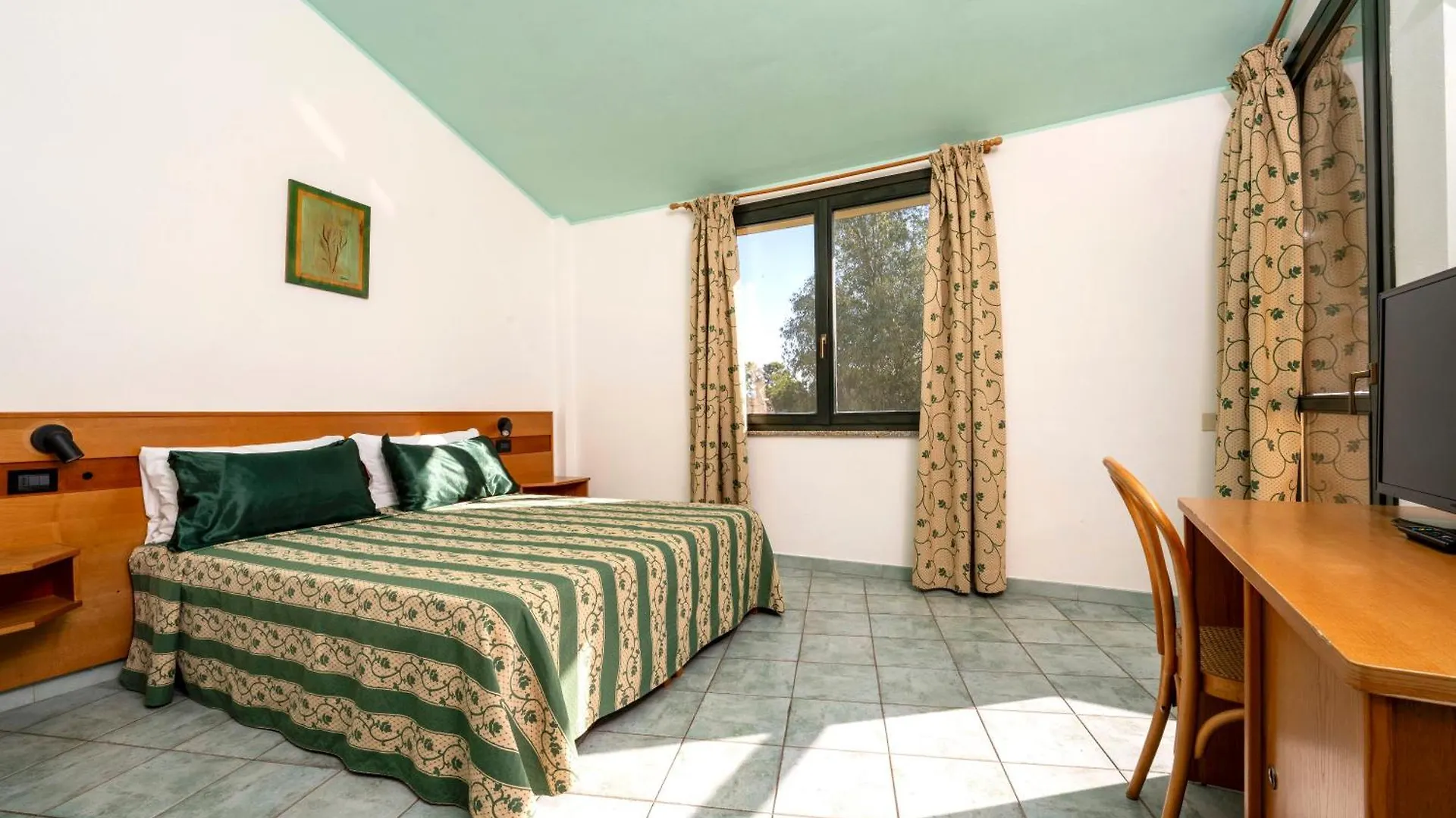 Hotel Surrounded By Greenery With Swimming Pool In Arborea Just 600 Meters From The Sea