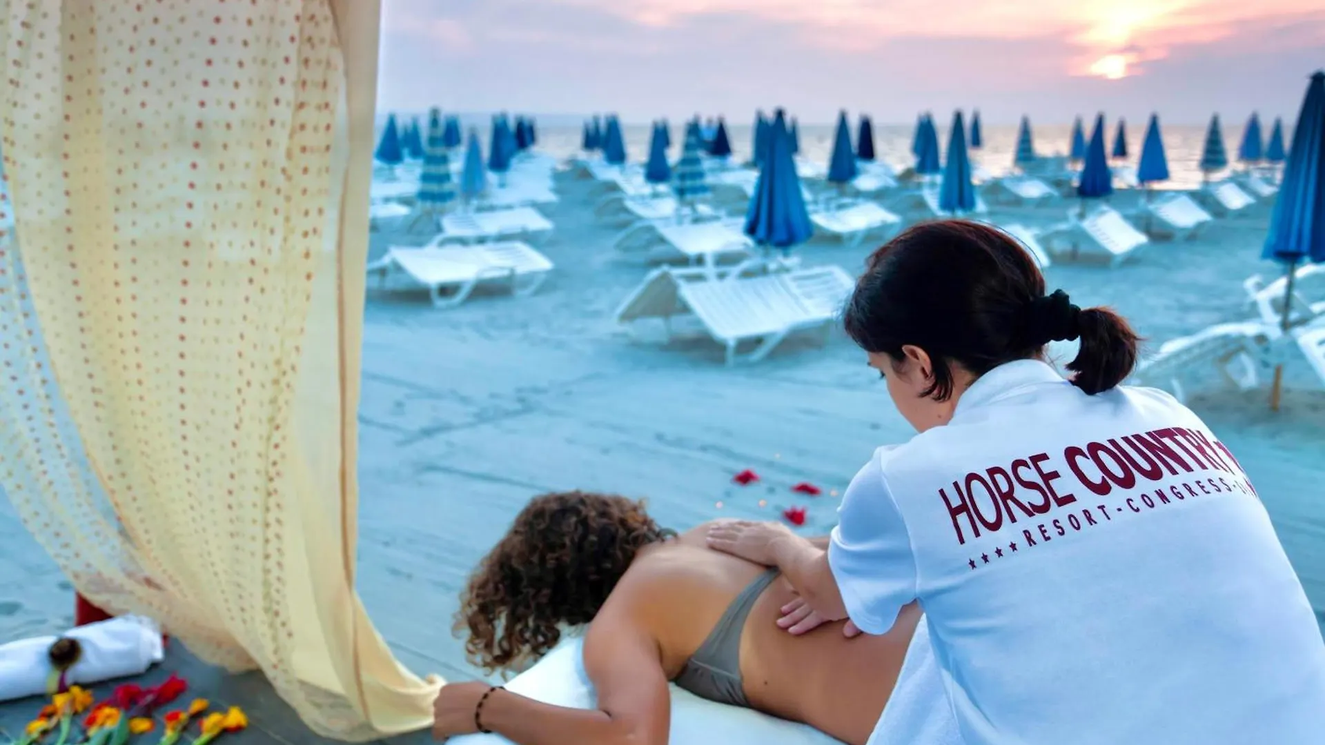 Hotel Surrounded By Greenery With Swimming Pool In Arborea Just 600 Meters From The Sea 0*,